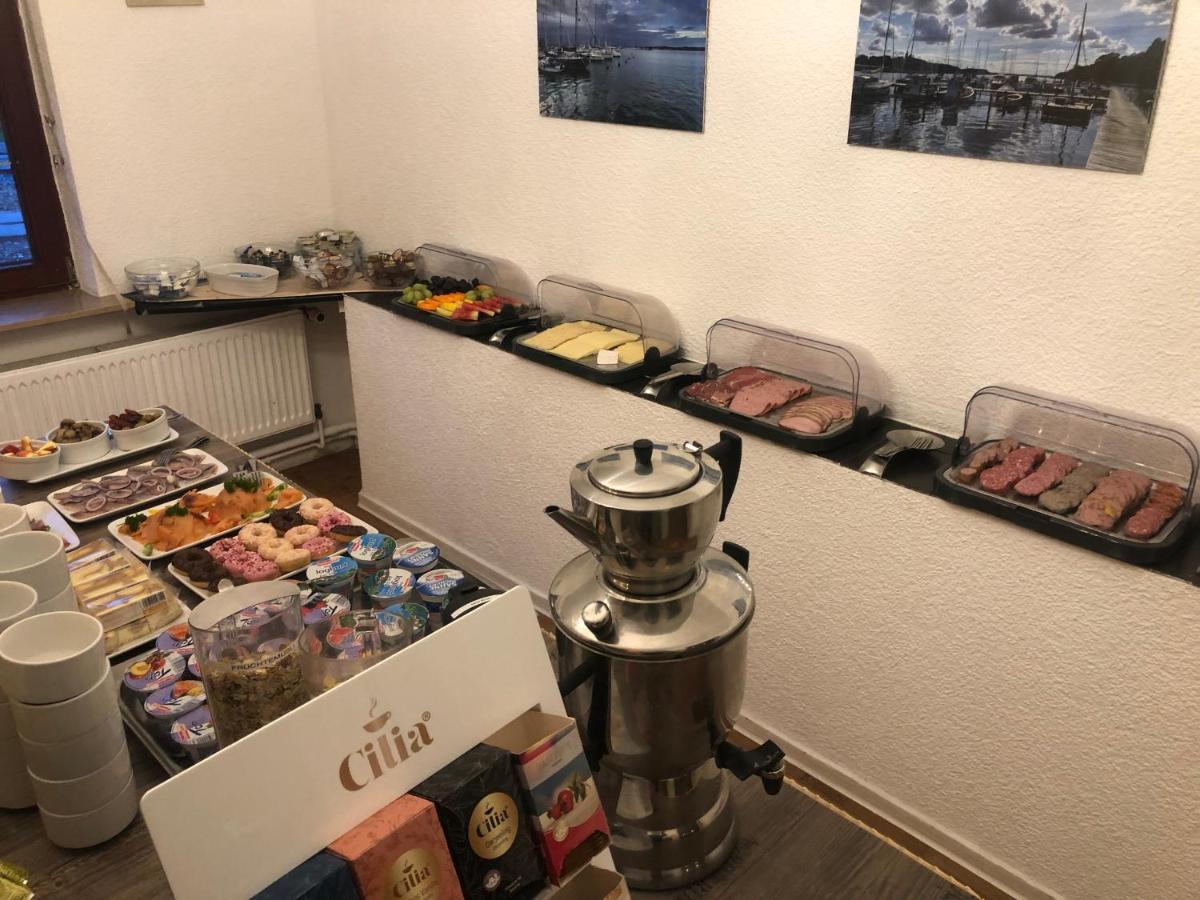 ストランド ホテル ロープベ エクステリア 写真